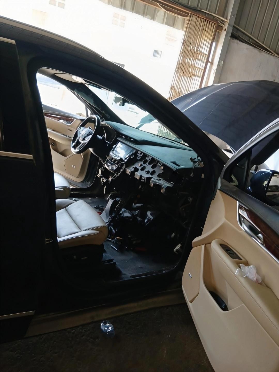 سيارة مخدومة في المركز المعتمد رقم 1