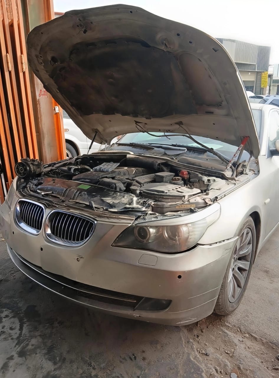 سيارة مخدومة في المركز المعتمد رقم 3